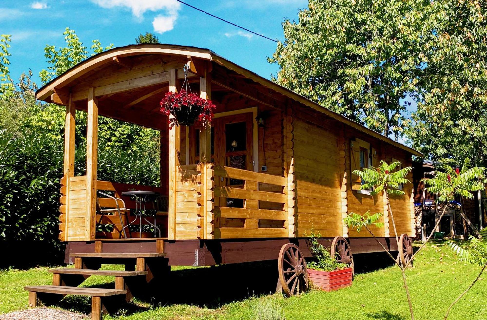 Bailly-aux-Forges Little Wood Lodges Insolites מראה חיצוני תמונה