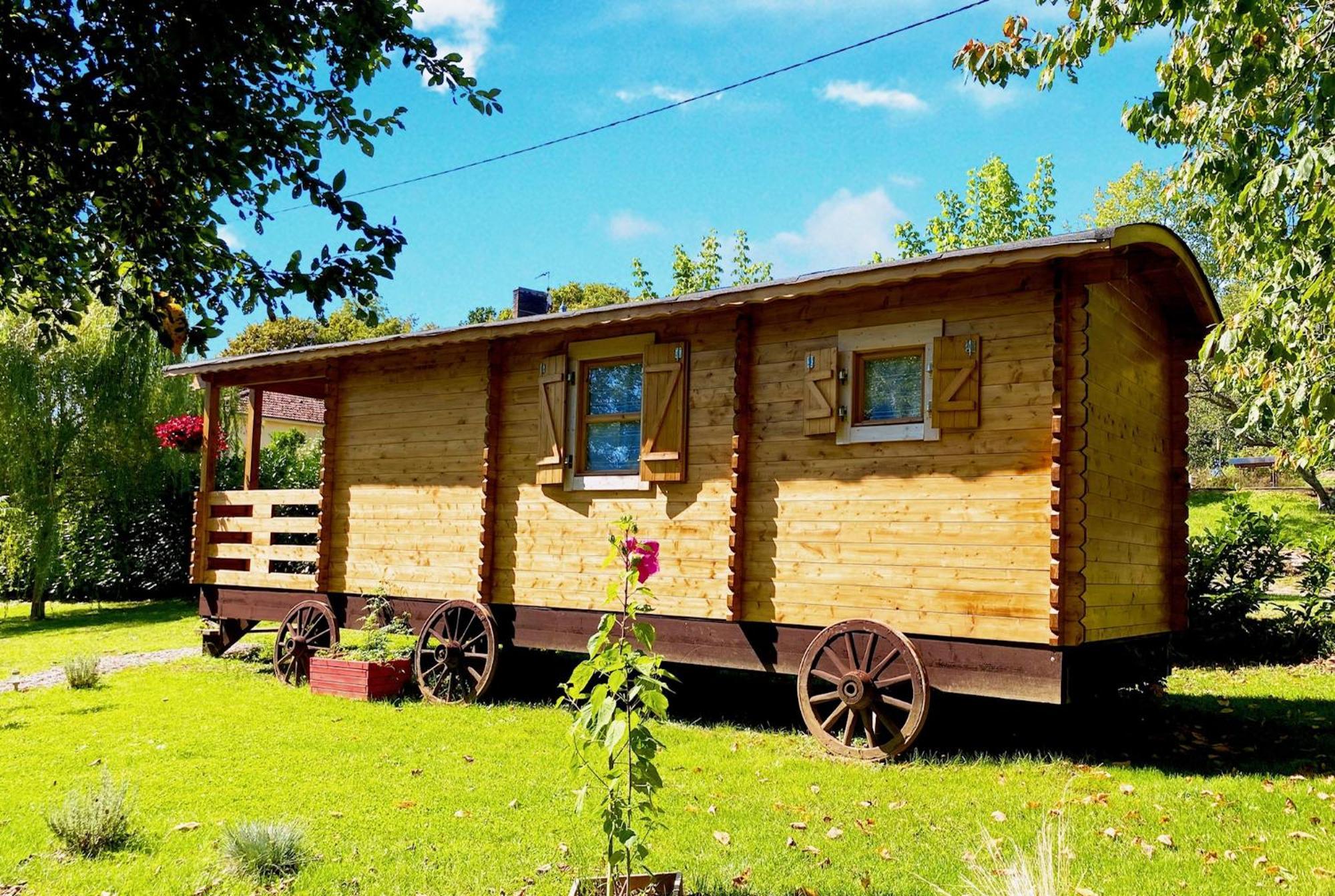 Bailly-aux-Forges Little Wood Lodges Insolites מראה חיצוני תמונה